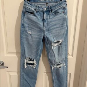 American Eagle Mom Straight Jeans Women’s Size 4 Distressed